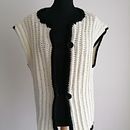 Meu projeto do curso: Crochê: crie roupas com apenas uma agulha. Un progetto di Fashion design, Fiber Art, DIY e Uncinetto di Sílvia Tomás - 14.04.2022