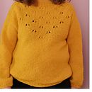 My project for course: Introduction to Knitting with Circular Needles. Un progetto di Design di accessori, Fiber Art, Maglia e Textile Design di Veselina Filipova - 14.04.2022