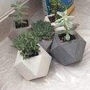 Mi Proyecto del curso: Creación de muebles en concreto para principiantes. Artesanato, Design e fabricação de móveis, Design de interiores, Interiores, e DIY projeto de Ana CarranzaGzz - 02.05.2022