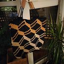 Bolso tapestry. Un projet de Création d'accessoires, Création de motifs, Art textile, DIY, Crochet , et Design textile de maies81 - 20.05.2022