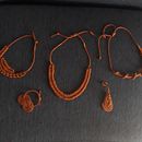 Mi proyecto del curso: Iniciación a la bisutería con cordón: fabrica tus propios collares. Un proyecto de Artesanía y Macramé de Beatriz Vilderman - 27.05.2022