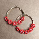 Argollas de Flores Rojas. Jewelr, and Design project by carlaecoxcruz - 06.22.2022