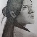 Mi proyecto del curso: Retrato realista con lápiz de grafito. Un projet de Illustration traditionnelle, Beaux Arts, Esquisse , Dessin au cra, on, Dessin, Dessin de portrait, Dessin réaliste, Dessin artistique , et Dessin anatomique de Mónica Alejandra Ramírez Artunduaga - 30.06.2022