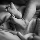 Mi proyecto del curso: Introducción a la fotografía newborn. Un proyecto de Fotografía, Fotografía de retrato, Fotografía de estudio, Fotografía Lifest, le y Fotografía en interiores de Lisa Zurita Round - 06.07.2022