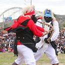 La devoción a Tayta Niño motiva a los Chinchilpos y Gamonales a enfrentarse en duras peleas que tienen lugar en el estadio del distrito de Huayucachi, ubicado al sur de la ciudad de Huancayo, provincia del mismo nombre, región Junín.. Photograph, and Music project by angelrn34 - 07.13.2022