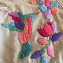 Mi proyecto del curso: Bordado contemporáneo con puntos tradicionales mexicanos. Un proyecto de Artesanía, Bordado, Tejido y Diseño textil de Mariam Gamel - 26.07.2022