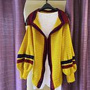 My project for course:  Top-Down: One-Piece Crocheted Garments . Design de moda, Tecido, DIY, Crochê, e Design têxtil projeto de charm_cabredo - 12.07.2022