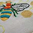 Mi proyecto del curso: Introducción al bordado en relieve. Embroider, and Textile Design project by Sonia Franco - 08.11.2022