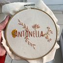Meu projeto do curso: Técnicas básicas para bordado de letras. Un proyecto de Bordado y Diseño textil de Rebeca Lima - 12.08.2022