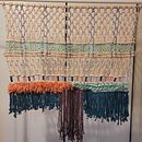My project for course: Macraweave: Combine Macramé with Weaving Techniques. Projekt z dziedziny Projektowanie dodatków, Projektowanie wnętrz,  Dekoracja wnętrz,  Tkactwo, Makrama, Tkanie, Wzornictwo tekst i liów użytkownika m_j_macgillivray - 12.08.2022