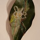 My project for course: Extraordinary Embroidery: Explore Alternative Organic Materials. Bordado, e Design têxtil projeto de Leslie Cohen - 11.08.2022