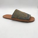 RICE STITCH SANDALS. Een project van Craft,  Modeontwerp, Borduurwerk, Naaiwerk y DIY van simpleshoemaking - 22.08.2022