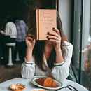 La seducción de un café. Un progetto di Scrittura, Creatività, Stor, telling, Narrativa e Scrittura creativa di Jennifer Barillas - 25.08.2022