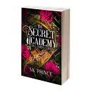 The Secret Academy Boxset Book Cover Design. Un proyecto de Diseño gráfico, Composición fotográfica, Diseño digital y Diseño de producto digital de Mallory Rock - 31.08.2022