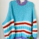 Mi proyecto del curso: Introducción al tejido de punto de prendas oversize. Un progetto di Design di accessori, Fashion design, Fiber Art e Maglia di Alejandra Mauro - 02.09.2022