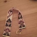 Mon projet du cours : Bijoux tissés en perles : créez des motifs élégants . % houda BELLIL tarafından hazırlanan Aksesuar Tasarımı, Sanat ve El Sanatları, Mücevher Tasarımı, El, Ve af Sanatları projesi - 08.31.2022