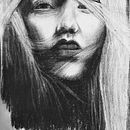Meu projeto do curso: Retrato artístico com carvão vegetal: criando atmosferas. Un progetto di Illustrazione tradizionale, Belle arti, Disegno, Disegno di ritratti, Disegno realistico e Disegno artistico di Almerinda Guia - 03.09.2022