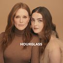 We Glow by Hourglass Cosmetics. Advertising, Film, Video, TV, and Music project by Juan Dussán & Alex Wakim - 09.20.2022