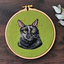 Mi proyecto del curso: Retratos bordados de mascotas: pinta con hilo. Un proyecto de Bordado, Ilustración naturalista				 y Diseño textil de Evelin Moreno Murillo - 27.09.2022