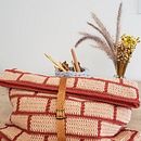 Meu projeto do curso: Design de padrões para crochê: encontre seu próprio estilo. Projekt z dziedziny Projektowanie dodatków, Pattern design,  Tkactwo, DIY, Sz, dełkowanie, Wzornictwo tekst i liów użytkownika Luiza Mecabô - 04.10.2022