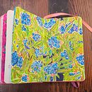 My project for course: Botanical Patterns in a Sketchbook: Conquer the Blank Page. Ilustração tradicional, Pattern Design, Ilustração botânica, e Sketchbook projeto de Megan Kinch - 07.10.2022
