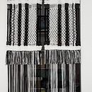 Macramé black and white curtain for my storage room Ein Projekt aus dem Bereich Erweiterungsentwicklung, Dekoration von Innenräumen, Makramee, Textildesign, H, werk, Innendesign und Weben von Dana E. - 10.05.2023