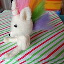 Mi proyecto del curso: Needle felting: creación de personajes con lana y aguja. Un progetto di Artigianato, Design di giocattoli, Needle felting e Textile Design di Puri Varela Moneo - 08.11.2022