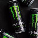 Fotografía Monster Energy  . Publicitate, Fotografie, Ambalaje, Retușarea fotografiilor, Fotografie de produs și Fotografie digitală de Luis Paredes - 04.14.2022