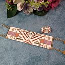 Mi proyecto del curso: Diseño de accesorios con cuentas: teje patrones elegantes . % Ana Béjar Ramos tarafından hazırlanan Aksesuar Tasarımı, Sanat ve El Sanatları, Mücevher Tasarımı, El, Ve af Sanatları projesi - 11.17.2022