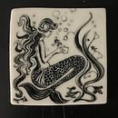 Mi proyecto para el curso: Ilustración de cerámica con Scratch Art. Un proyecto de Ilustración tradicional, Artesanía, Bellas Artes, Dibujo, Cerámica y Grabado de Alexandra - 11.11.2022