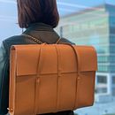 Kymi_Il mio progetto del corso: Creazione di borse di pelle per principianti. Un projet de Design , Création d'accessoires, Artisanat , et Couture de michelacannea - 22.11.2022