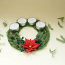 Couronne de l'Avent poinsettia. Un proyecto de Papercraft y Artesanía de aurelie_a_martin - 07.12.2022