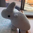 Amigurumis -  Rinoceronte. Amigurumi, and Fiber Arts project by Karina Soria - 12.20.2022