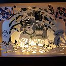 Il mio progetto del corso: Papercut: crea scene di carta con profondità. Projekt z dziedziny Trad, c, jna ilustracja, Craft, Papercraft, Stor, telling,  Introligatorstwo, Ilustracje dla dzieci i DIY użytkownika fiorebettina - 23.12.2022