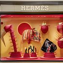 Wild Awakening — Window Display for Hermès México.. Design, Set Design, Arts, and Crafts project by Mestiz - 12.27.2022
