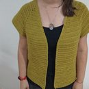 Mi proyecto del curso:  Top-down: prendas a crochet de una sola pieza. Projekt z dziedziny Projektowanie mod,  Tkactwo, DIY, Sz, dełkowanie, Wzornictwo tekst i liów użytkownika Georgina M. De Bartolis - 01.01.2023
