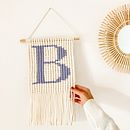 wall hanging macramè. Macramé, and Textile Design project by Catherine Petrini - 01.04.2023