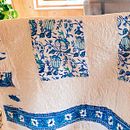 My project for course: Patchwork with Strips for Quilt Making
. Design de moda, Costura, Tecido, DIY, e Design têxtil projeto de Ava Vee - 24.06.2023