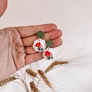 Polymer clay earrings with florals!. Design de joias projeto de ally_lynnette - 10.01.2023