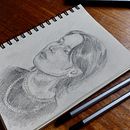 Mi proyecto del curso: Cuaderno de retratos a línea con grafito. Un projet de Esquisse , Dessin, Dessin de portrait, Carnet de croquis , et Beaux Arts de Fran García - 14.01.2023