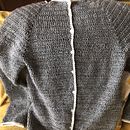 Mon projet du cours : Top-down : vêtements au crochet en une pièce Ein Projekt aus dem Bereich Modedesign, Weben, DIY, Crochet und Textildesign von simone simone LADNER - carossino - 20.01.2023