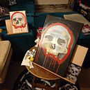 Graffiti skull. Painting, Acr, and lic Painting project by Michelle Roe - 01.29.2023