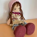 Mi proyecto del curso: Elaboración de muñecas amigurumi románticas. Un proyecto de Artesanía, Diseño de juguetes, Tejido, Crochet, Amigurumi y Diseño textil de Carina Pijoan - 20.02.2023