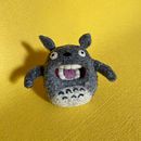 Il mio progetto del corso: Creazione di un art toy: tecnica di needle felting. Projekt z dziedziny Projektowanie postaci, Craft, Projektowanie zabawek,  Tkactwo, Filcowanie igłą, Wzornictwo tekst i liów użytkownika luisa.pirovano - 03.03.2023
