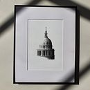 St Paul's Cathedral . Un proyecto de Dibujo a lápiz, Ilustración arquitectónica, Dibujo realista y Dibujo de Chris Henton - 06.03.2023
