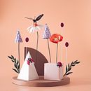 Mi proyecto del curso: Creación de sets fotográficos con papel. Een project van  Ontwerp, Traditionele illustratie, Craft, Beeldhouwwerk,  Scenografie, Papercraft, Productfotografie y DIY van Gema Cumplido Salvador - 13.03.2023
