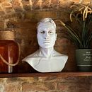 Il mio progetto del corso: Ritratto con argilla: modella un volto a grandezza naturale. Projekt z dziedziny  Sztuki piękne i Rzeźba użytkownika Darya Nikitsina - 14.03.2023