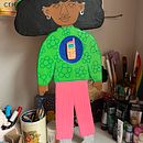 My project for course: Paper Mache for Beginners: Sculpt a Colorful Character. Een project van Traditionele illustratie, Ontwerp van personages, Speelgoedontwerp, Art to y Creativiteit met kinderen van Emily - 01.02.2023