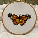 Mi proyecto del curso: Técnicas de bordado realista. Un progetto di Illustrazione tradizionale, Ricamo e Textile Design di adrisnchz2605 - 11.03.2023