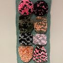 My project for course: 3D Weaving and Yarn Trimming for Wall Hangings. Een project van Ontwerp van accessoires, Craft,  Interieur, Textiel, Weven y Textielontwerp van Vicki Trapp - 31.03.2023